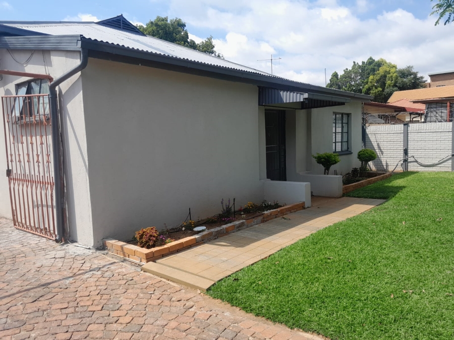 3 Bedroom Property for Sale in Rustenburg Central North West